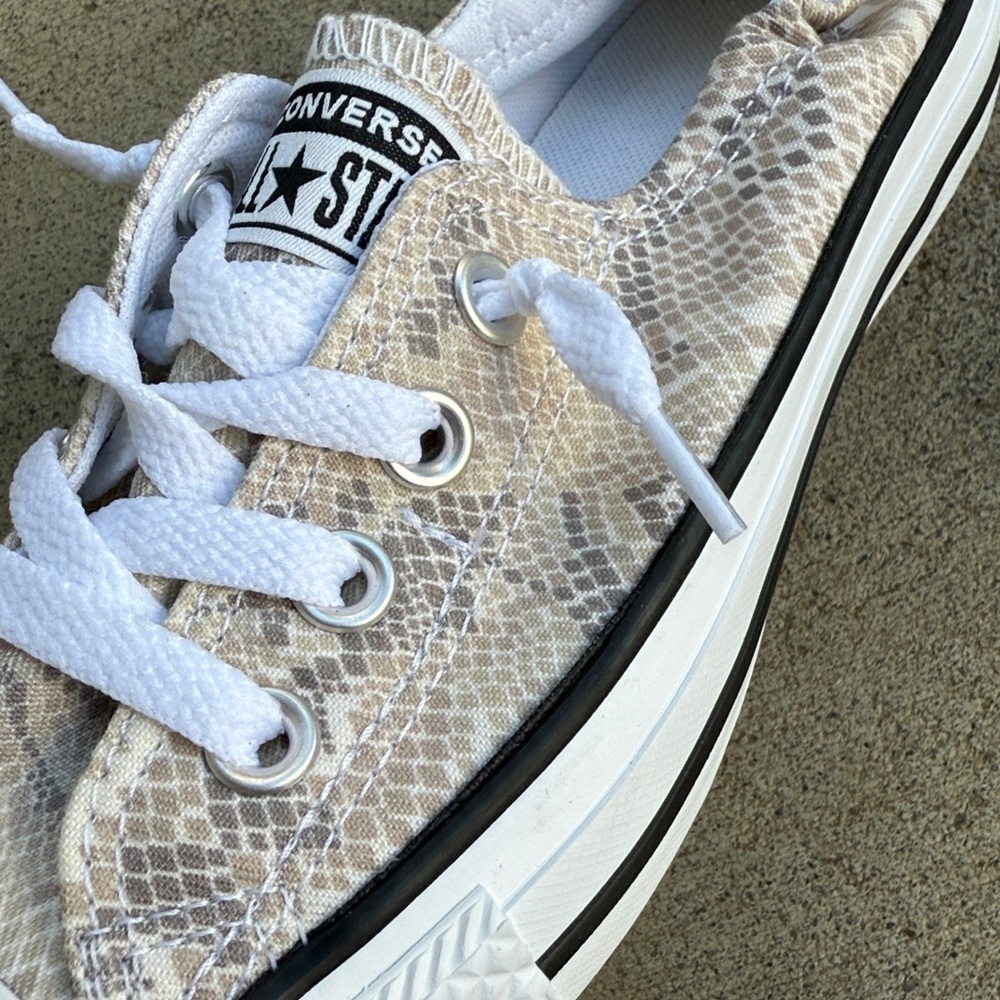 CONVERSE Shoreline Low 'Snake Print' Slip-on Sneakers Size 7 - Picture 3 of 11